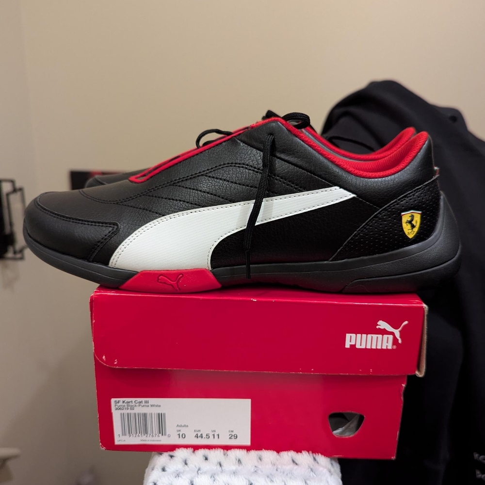Puma Men's Black and Red Shoes